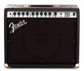 Fender Roc Pro 700