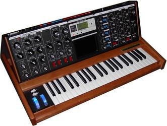 Moog Minimoog Voyager