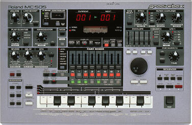Roland MC-505 Groovebox