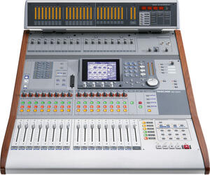 Tascam DM-3200