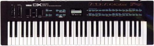 Synthétiseur Yamaha DX21