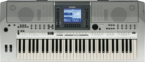 Yamaha PSR-S700