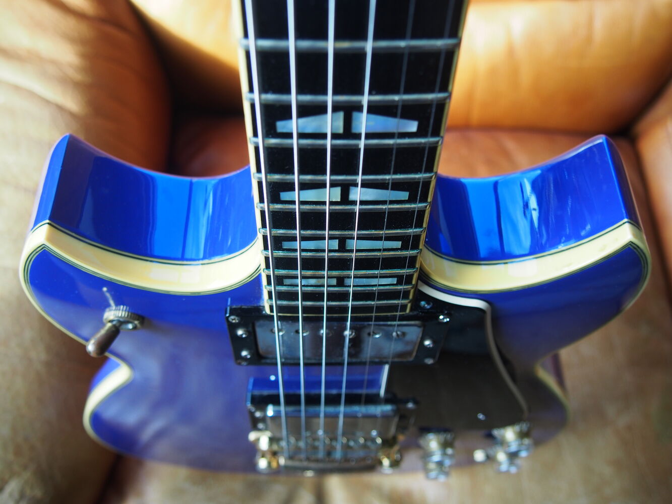 1981 Yamaha SG-2000 Deep Purple + OHSC, Maxon Dry-Z HBs d'occasion