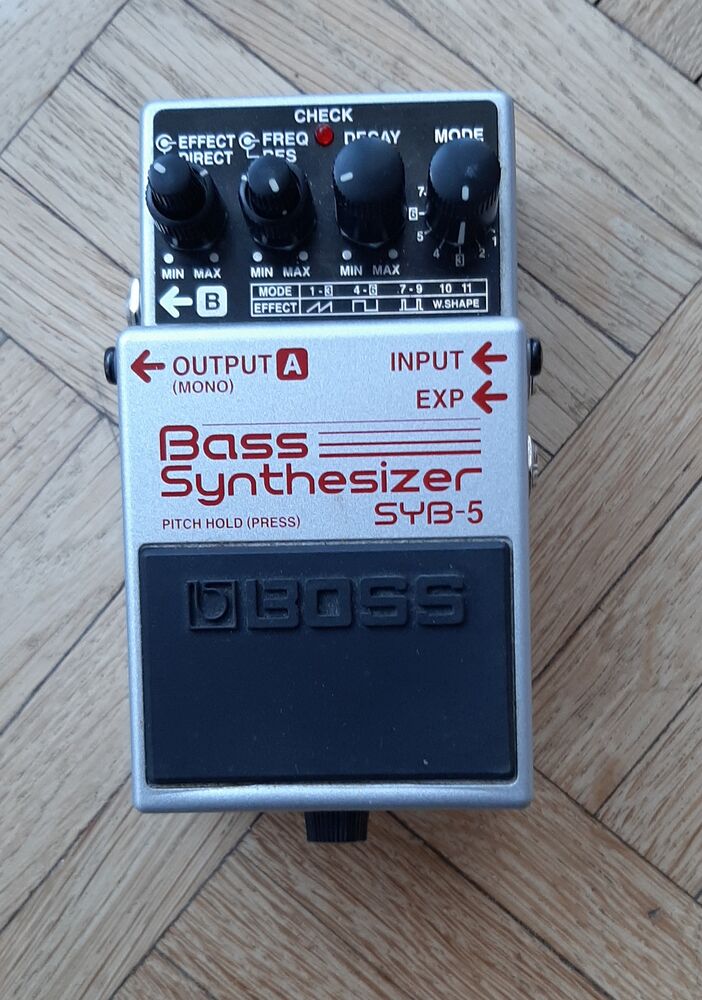 Boss Bass Synthesizer SYB-5 d'occasion - Zikinf