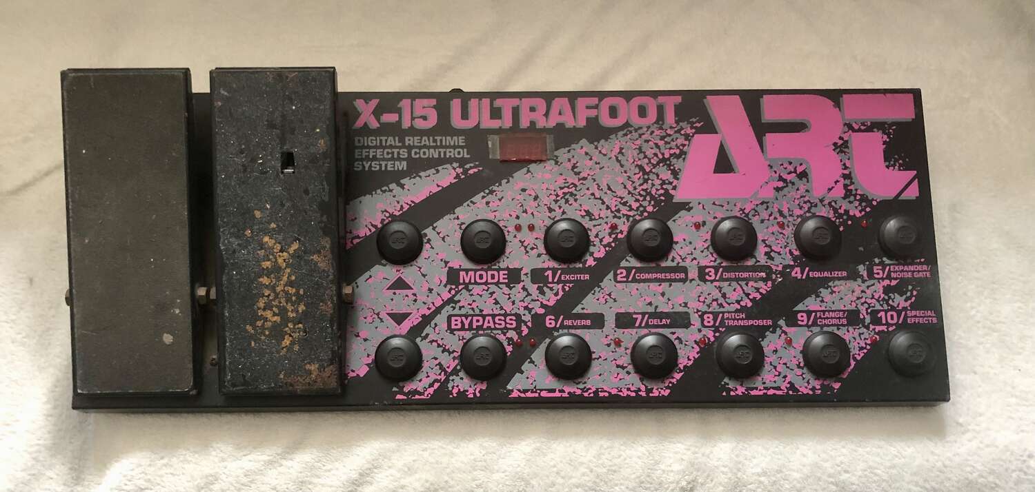 Art X-15 footcontroler
