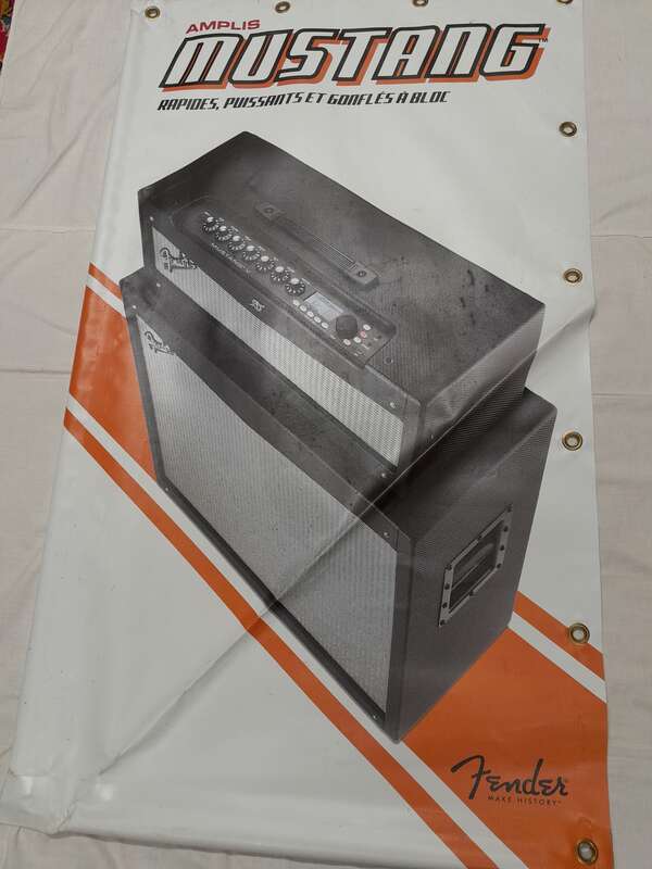 Banners Fender Yamaha