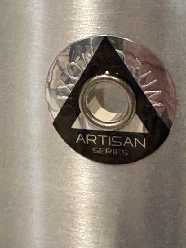 Caisse claire Dixon Artisan Seamless Aluminium 14x6,5"