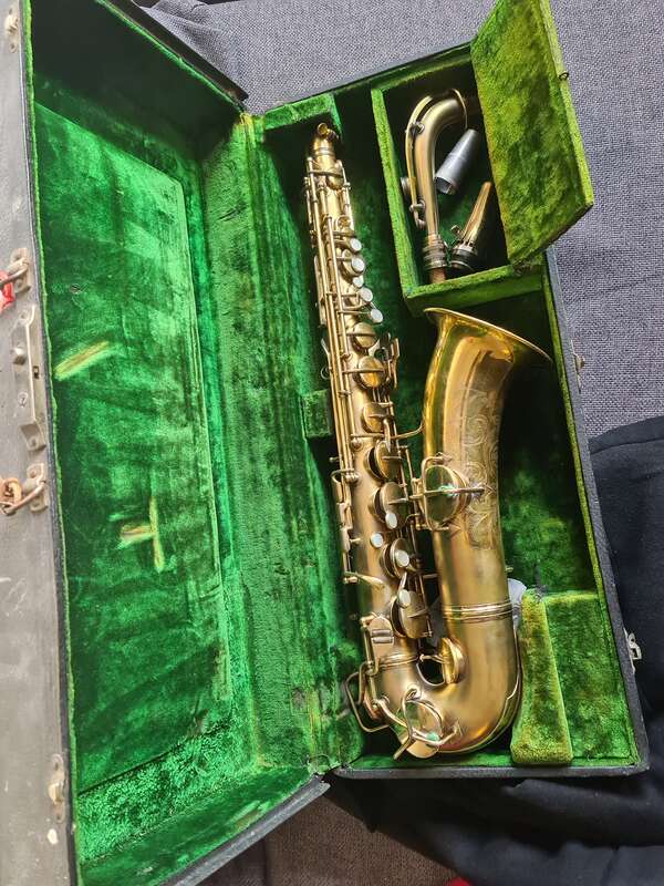 Conn C-Melody-Saxophone Plaqu&eacute; Or