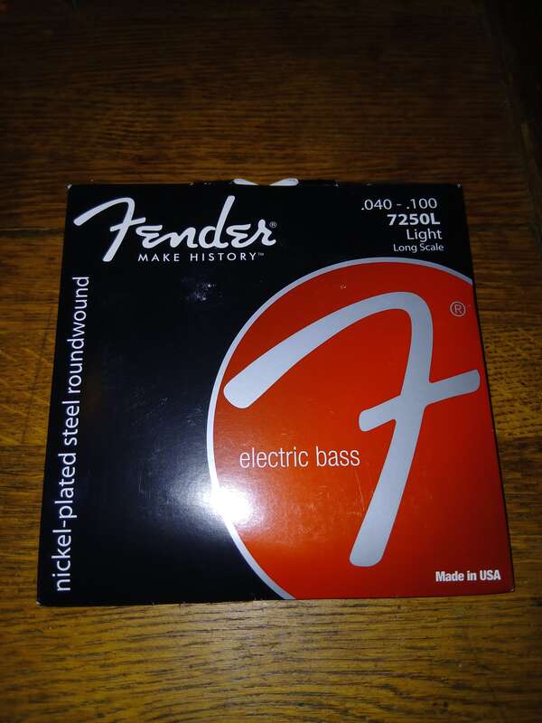 Cordes FENDER Basse 40/100