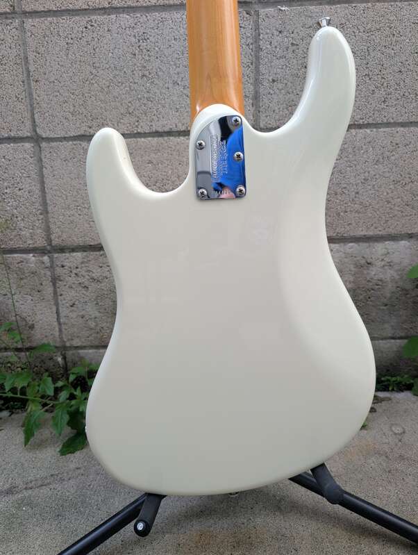 EBMM Musicman Caprice - 2016