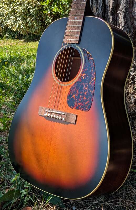 Epiphone J-45 Banner 1942 'Inspired by Gibson'