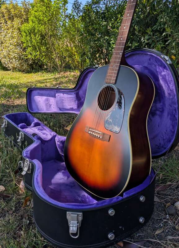 Epiphone J-45 Banner 1942 'Inspired by Gibson'