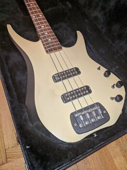 G&L Interceptor Bass 1987