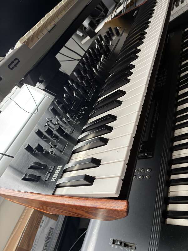 Korg Prologue 16 Osc Parfait &eacute;tat