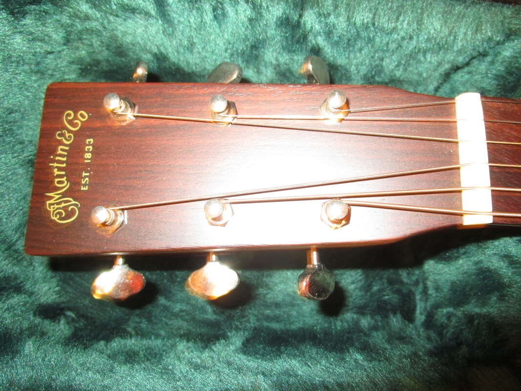 Guitare MARTIN OMC-15ME