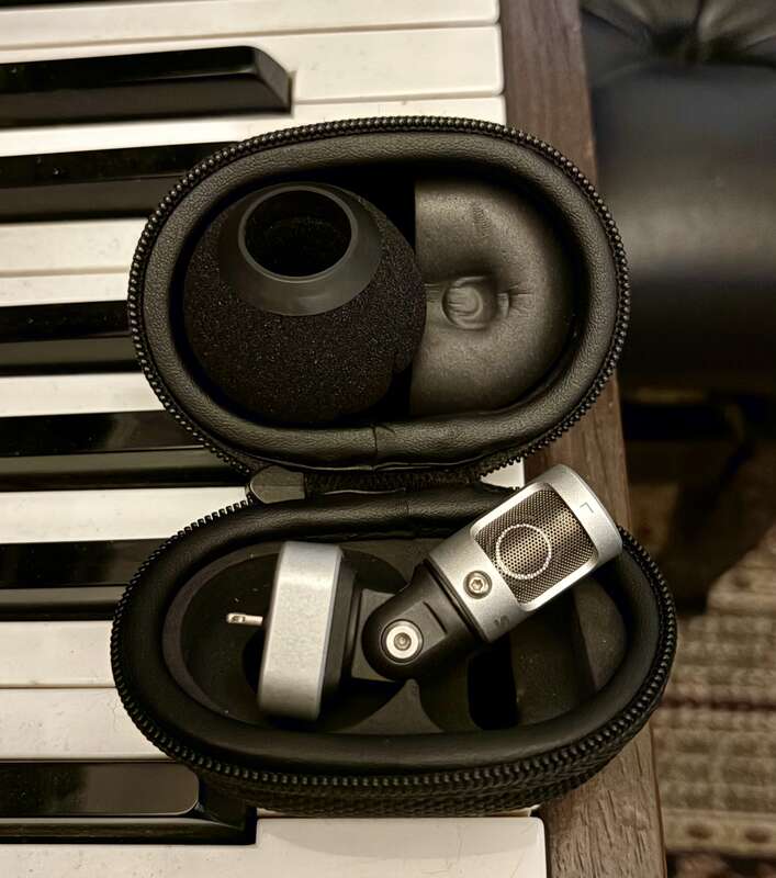 Micro Shure MV88