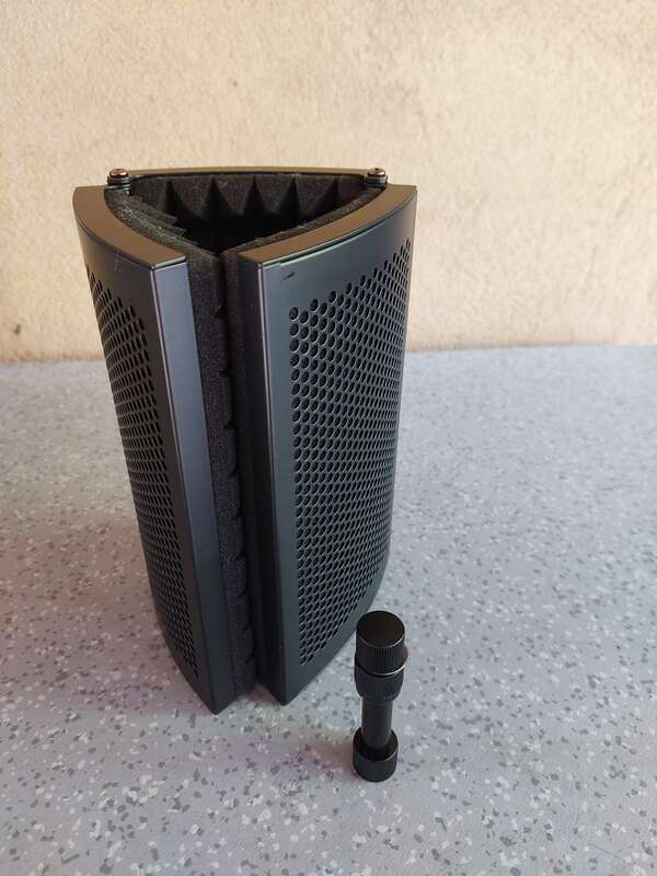 Micro Shure SM58 + Pied + Cabine Vocale Portable