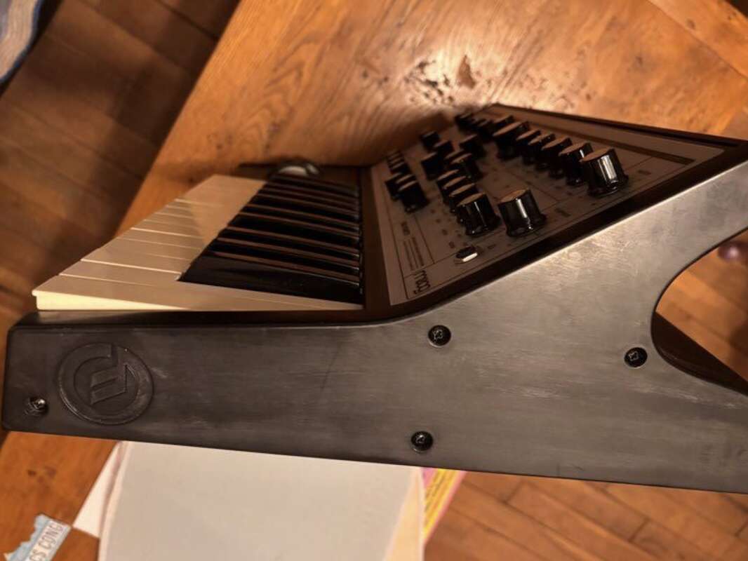 Moog Sub Phatty + housse de transport