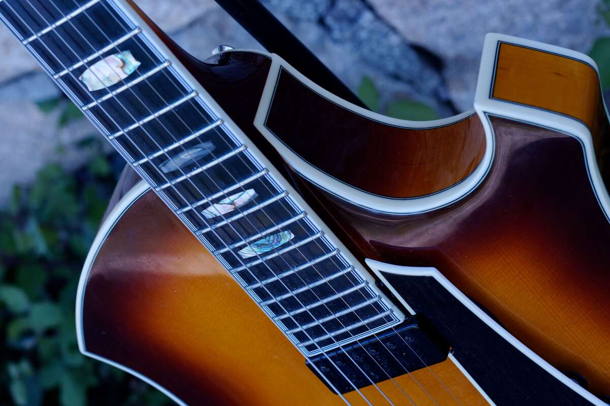 Parker archtop jazz PJ-24