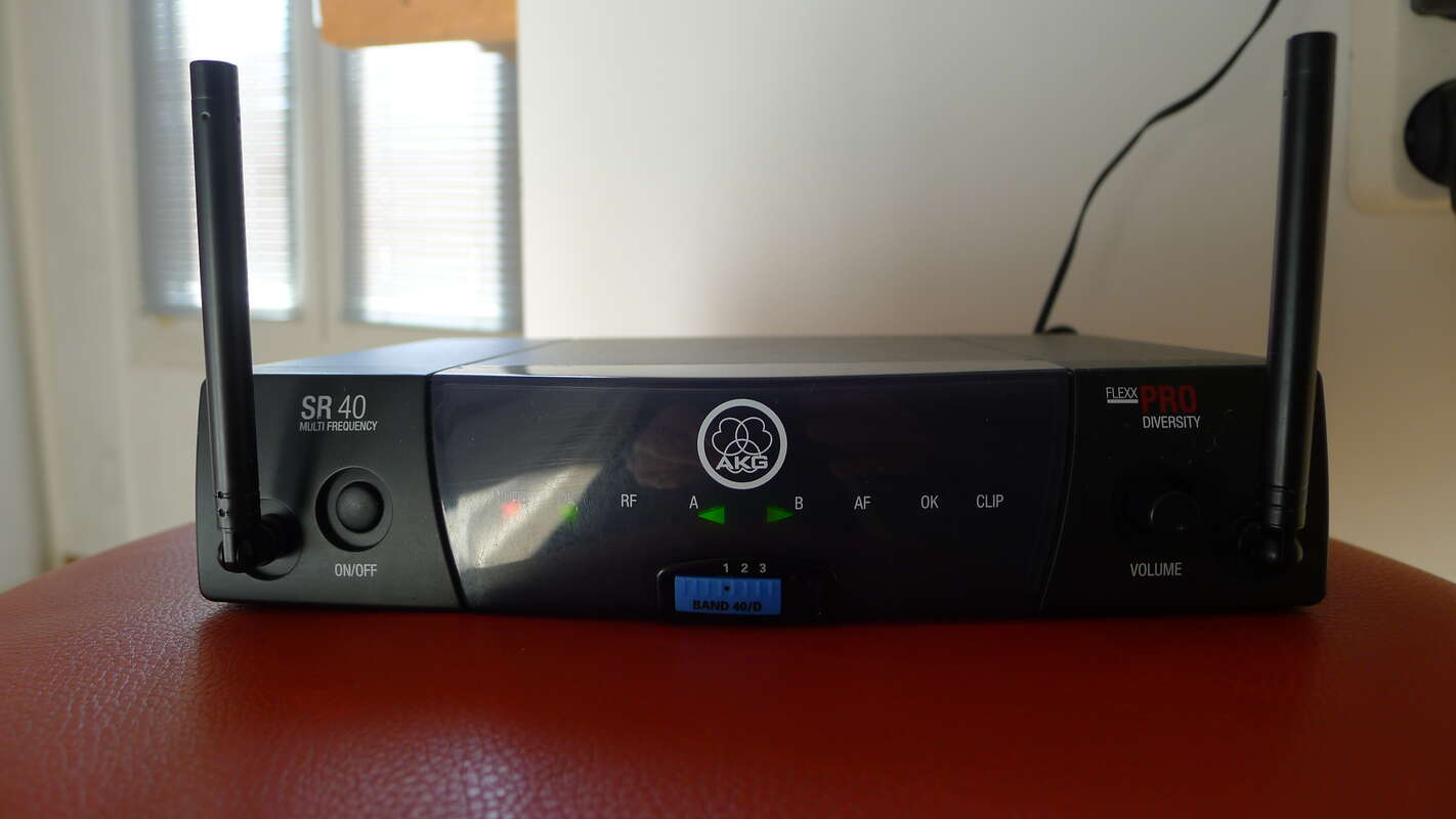 R&eacute;cepteur AKG SR 40 Flexx Pro Diversity + bloc alim