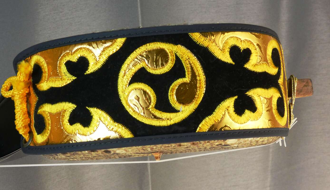 SANSHIN Traditional Okinawa 3 cordes -serpent- Japon