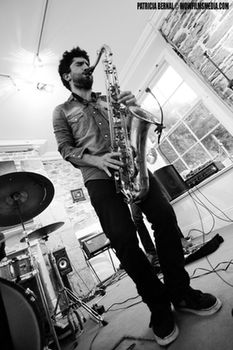 Saxophoniste / flûtiste recherche projet pro