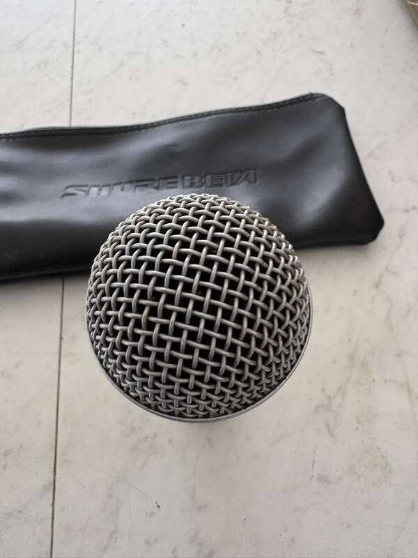 Shure SM58