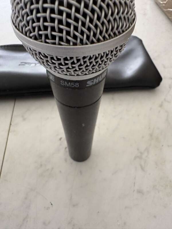 Shure SM58