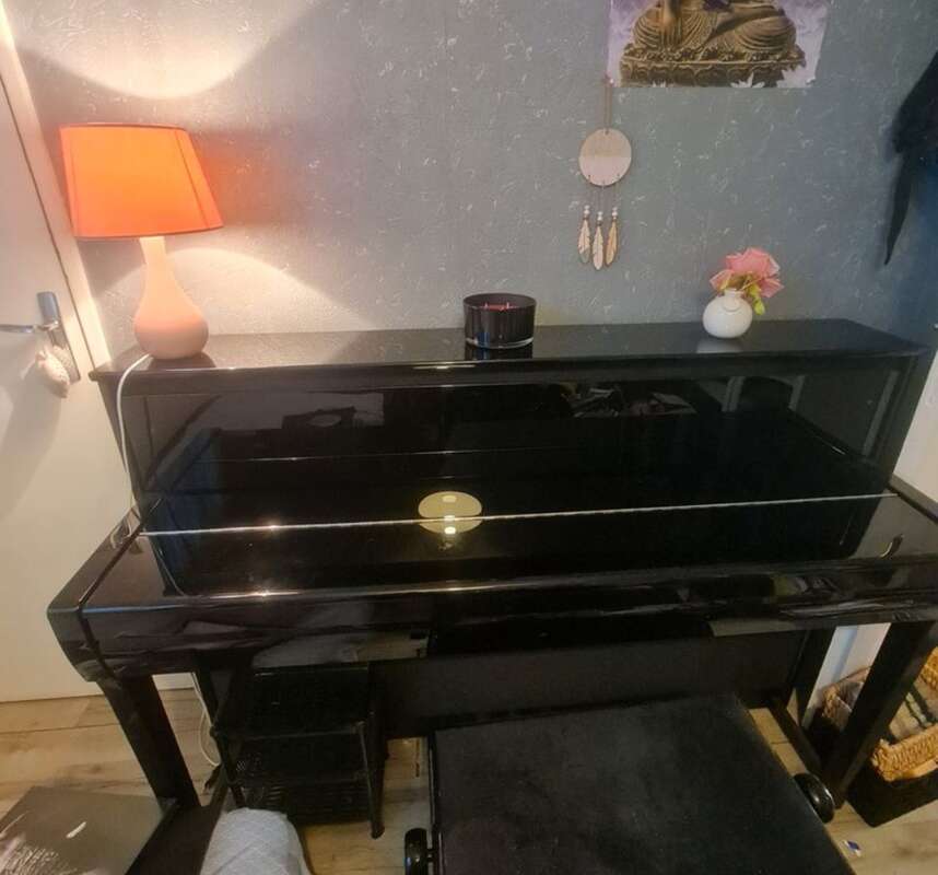 Yamaha Clavinova CLP-785