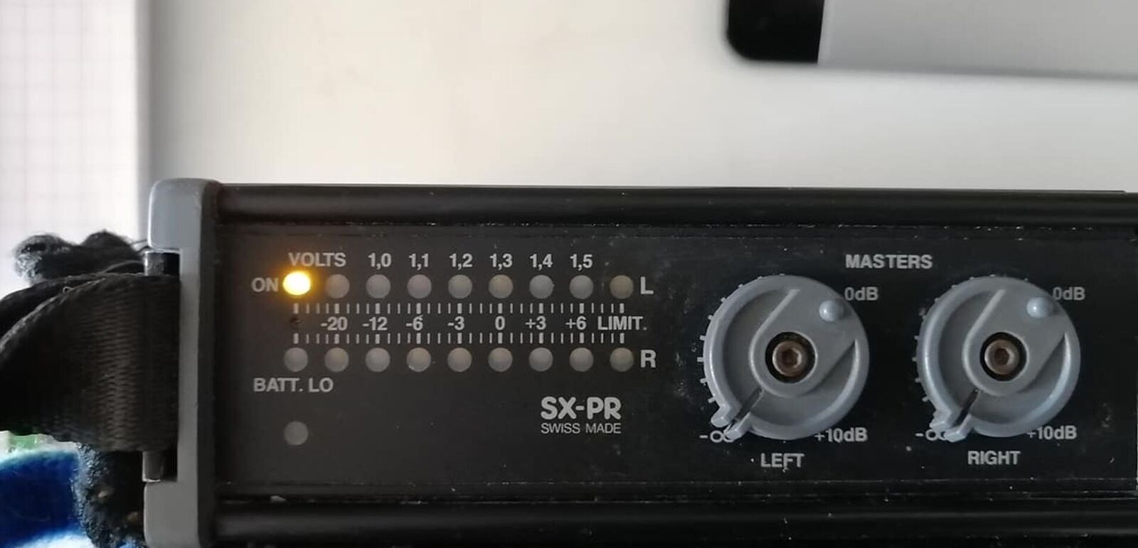 875989_4