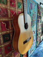 Guitare classique carbonell