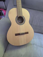 Guitare classique d'&eacute;tude 4/4 Laqant by Alhambra