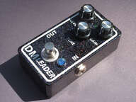 DM Leader, disto handmade, d&eacute;co flashy