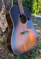 Epiphone J-45 Banner 1942 'Inspired by Gibson'