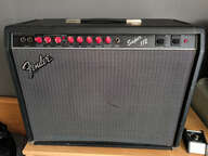 Ampli FENDER SUPER 112 Red Knobs USA enti&egrave;rement r&eacute;vis&eacute;