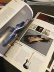 Baisse !Fender super collector magasine N&deg;1 et Hendrix