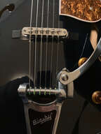 Godin 5eme avenue Night-club blue