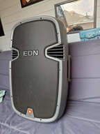 JBL EON 305
