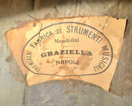 Mandoline Graziella D&eacute;cor&eacute;e C&ocirc;tes Creuses 1900&rsquo;s
