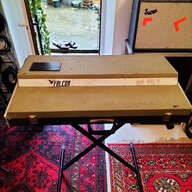 Orgue vintage FALCON mod 440/B