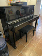 Piano droit Seiler Primus 122 noir vernis - neuf
