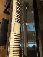 Piano droit Seiler Primus 122 noir vernis - neuf