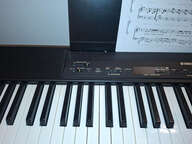 Piano num&eacute;rique Yamaha P-80 &ndash; Tr&egrave;s bon &eacute;tat &ndash; Avec stan