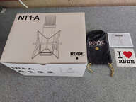 R&Oslash;DE NT1-A complet comme neuf + pied
