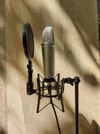 R&Oslash;DE NT1-A complet comme neuf + pied
