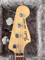 Upgrad&eacute;e Squier Classic Vibe Jazz Bass &rsquo;60s