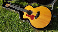 Taylor 555-CE 12 cordes gaucher left lefty