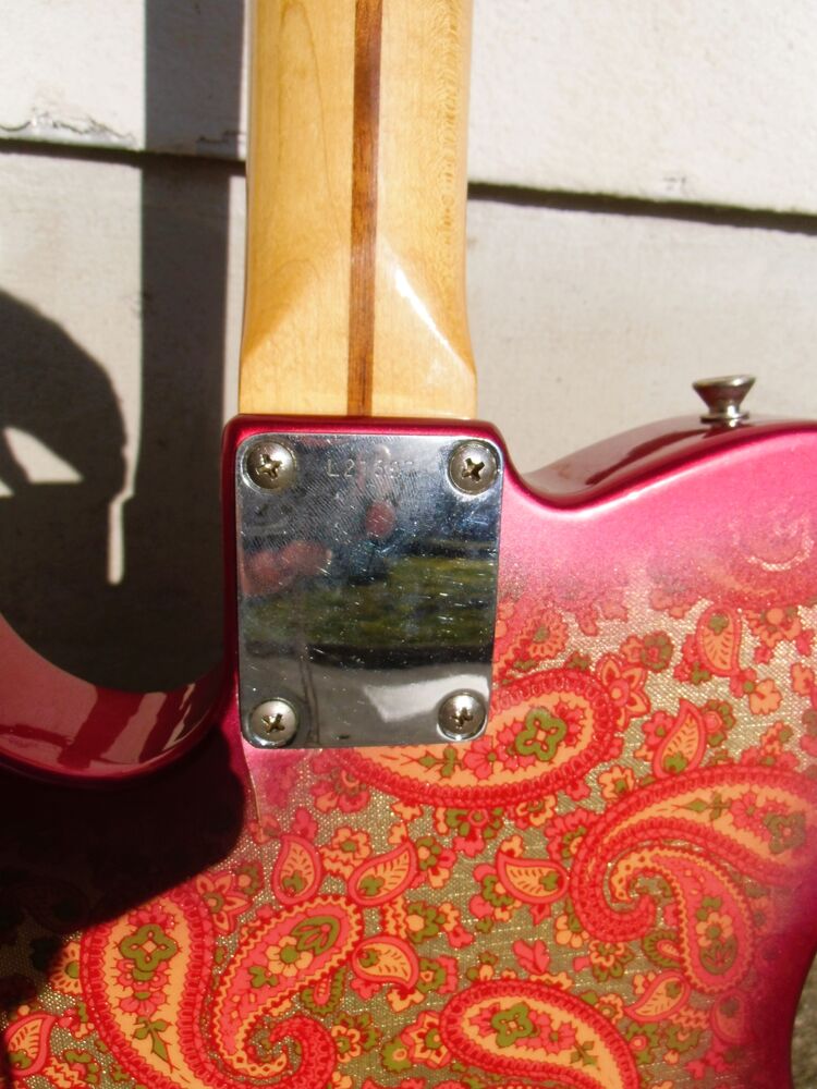 Tokai Breezysound Pink Paisley 1984 Japan SOLD d'occasion - Zikinf