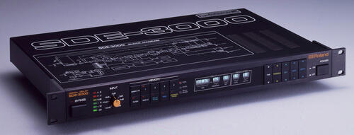 Roland SDE-3000 Digital Delay